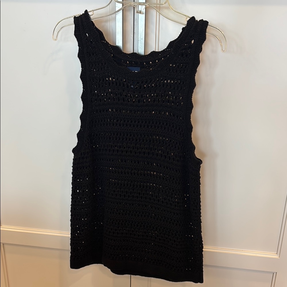 GAP Black Knit Sleeveless Top